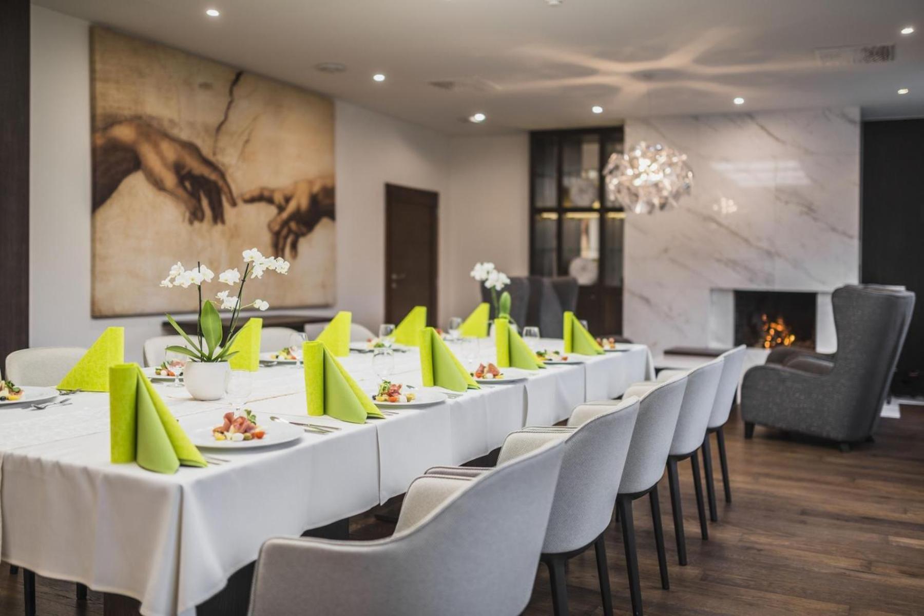 טטרנסקה לומניקה Kontakt Wellness Hotel מראה חיצוני תמונה