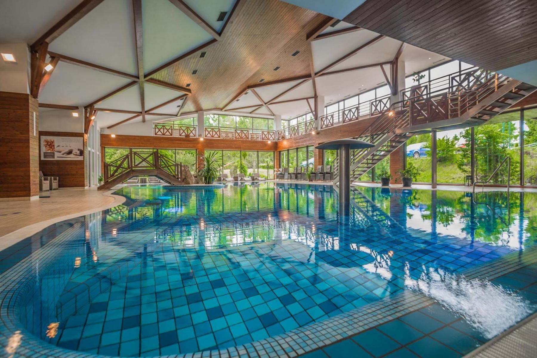 טטרנסקה לומניקה Kontakt Wellness Hotel מראה חיצוני תמונה