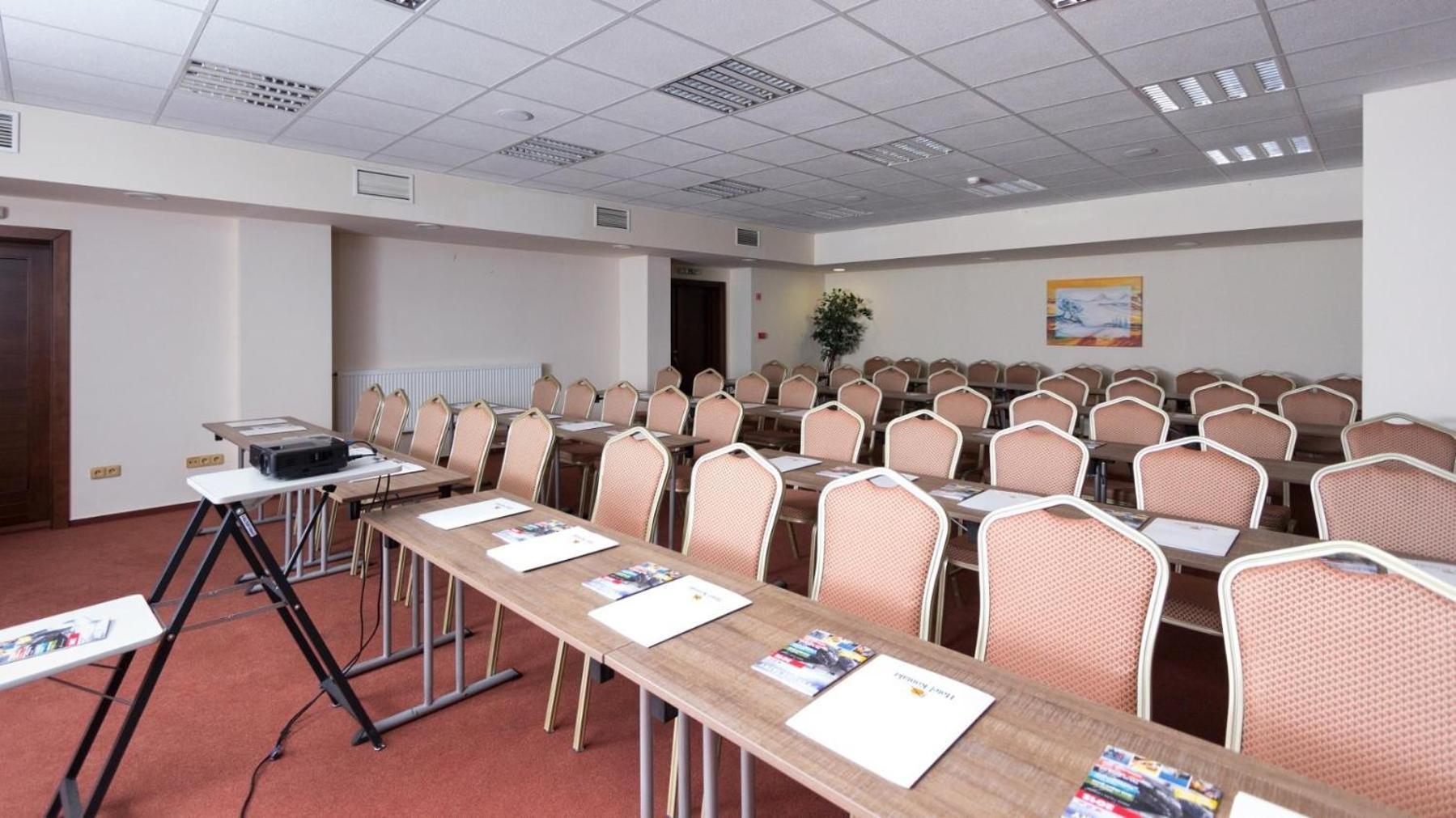 טטרנסקה לומניקה Kontakt Wellness Hotel מראה חיצוני תמונה
