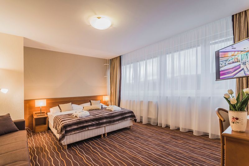 טטרנסקה לומניקה Kontakt Wellness Hotel מראה חיצוני תמונה