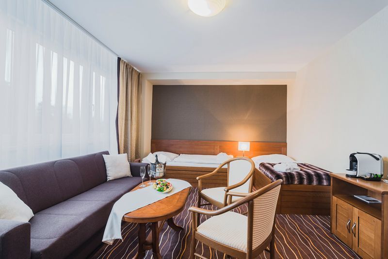 טטרנסקה לומניקה Kontakt Wellness Hotel מראה חיצוני תמונה